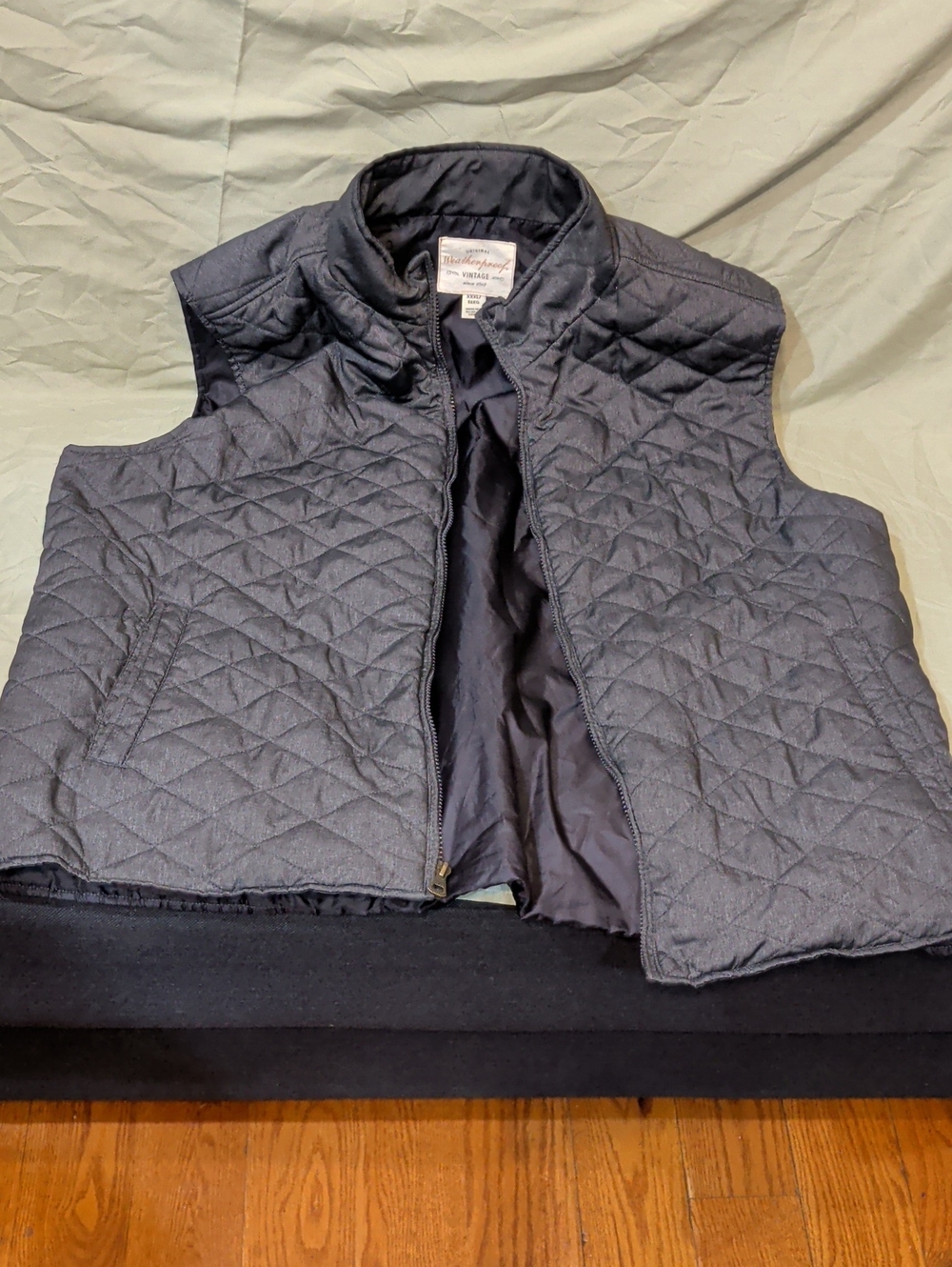 Banana Republic Quilted Gray Men's Vest